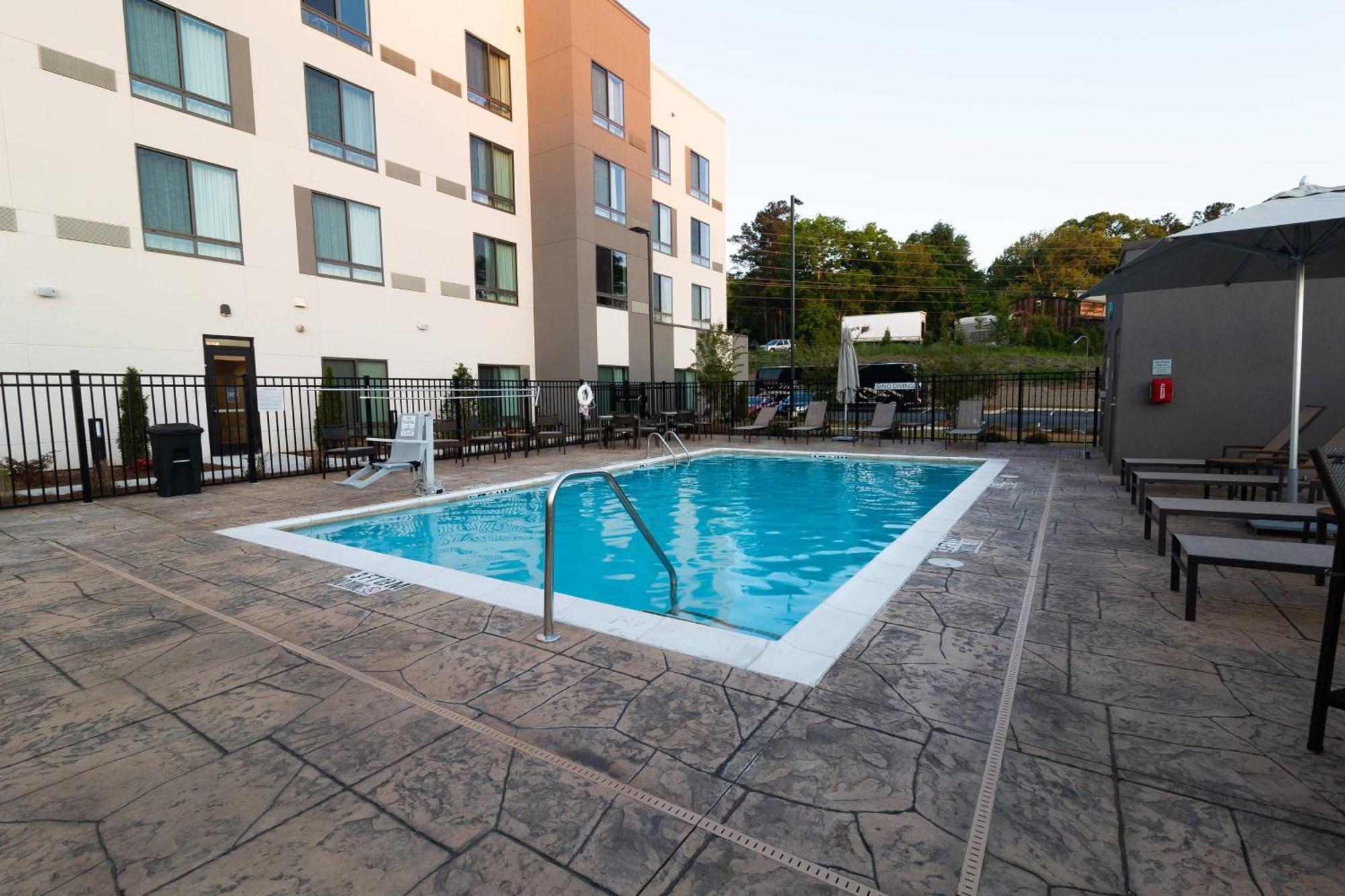 Courtyard By Marriott Cartersville Exteriér fotografie