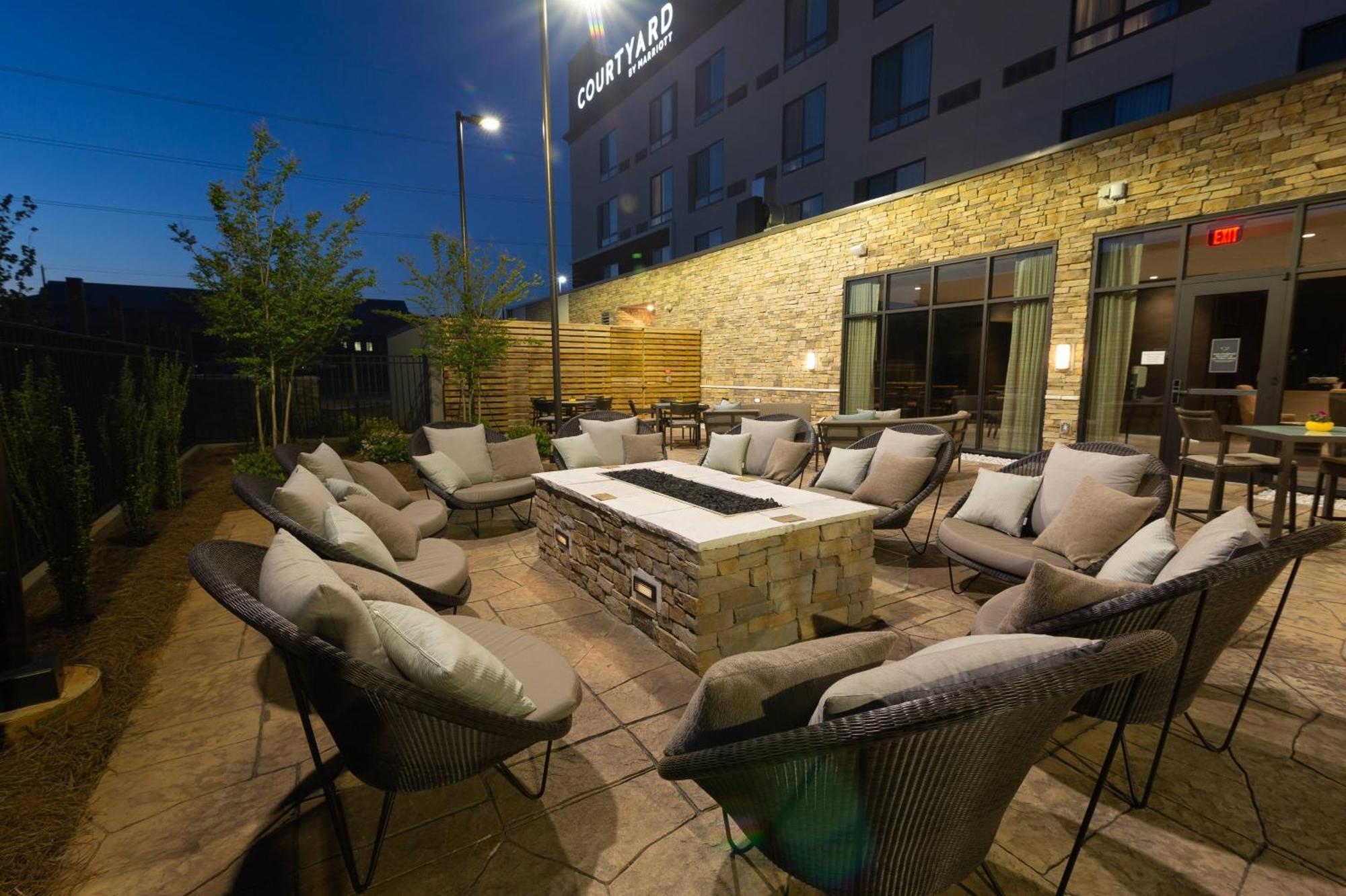 Courtyard By Marriott Cartersville Exteriér fotografie
